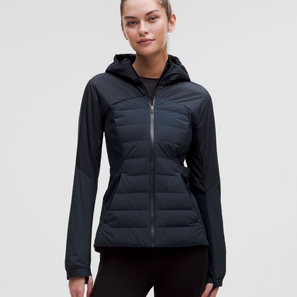 lululemon athletica True Navy down for it all jacket size 10